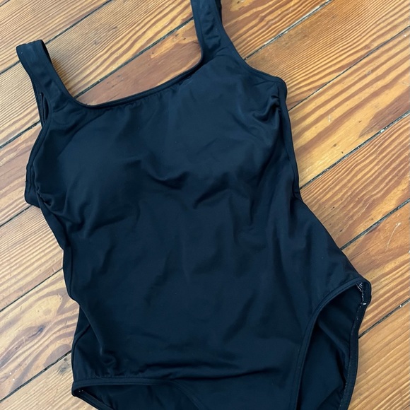 Women's LL BEAN Black Tank Style Bathing Suit ~ Size 10 - Picture 3 of 6